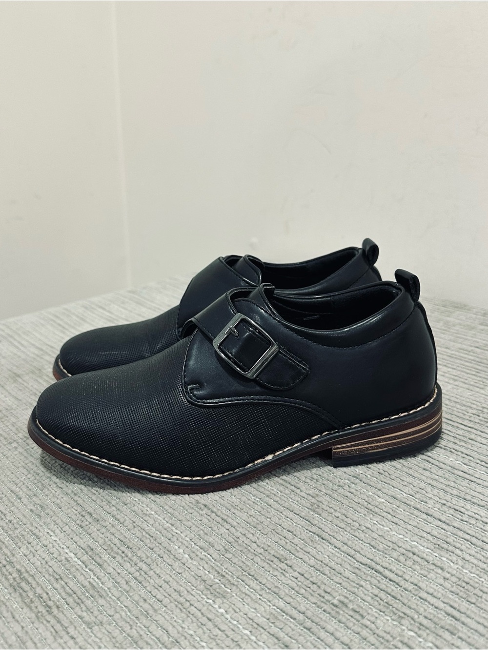 Tahari Folley Boys Monk Strap Dress Shoes Black Size 2 Little/Big Kid